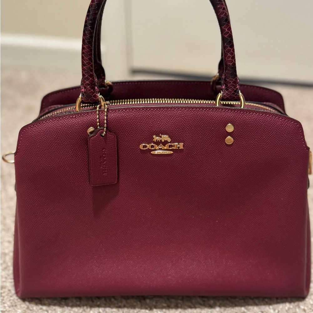 Coach Bag Maroon - Picture 3 of 13